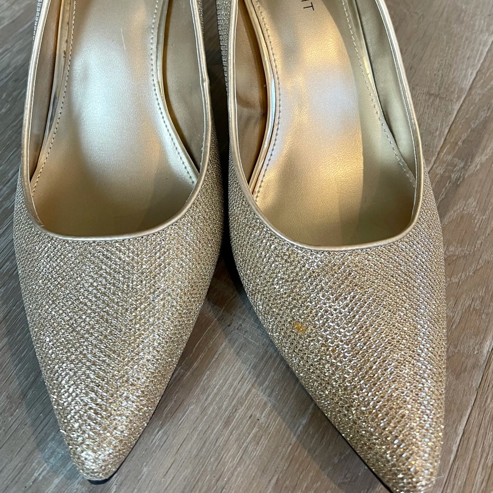 New FIONI Night Gold Glittery Hi heel shoes Sz 11